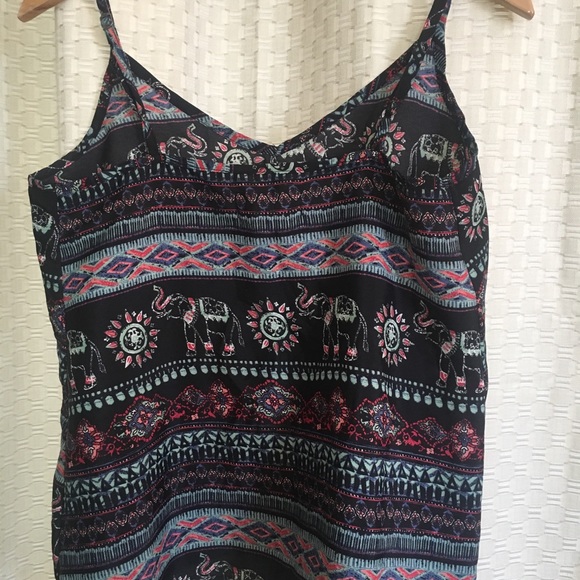 ☀️Bundle of 2 Hollister cami tops! - Picture 4 of 7